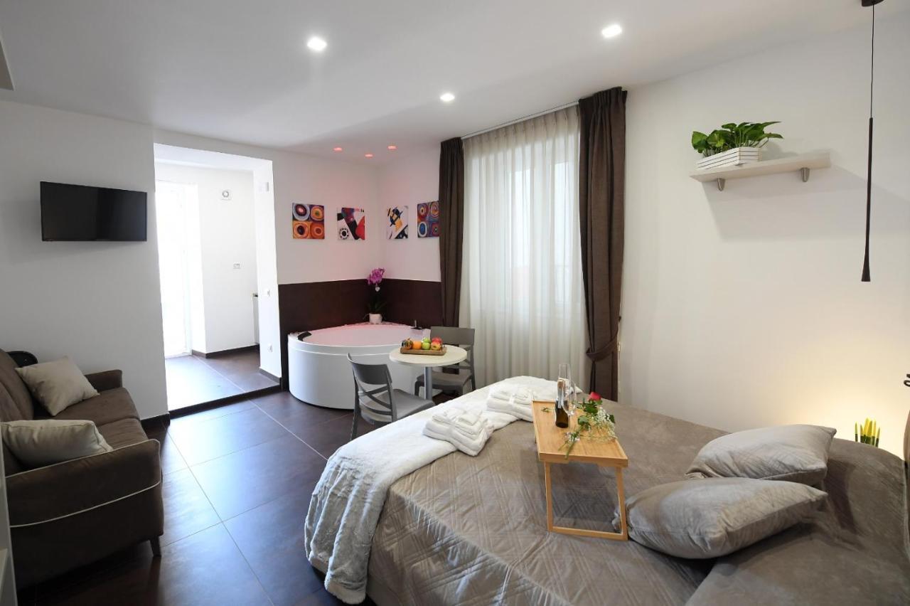B&B In Centro Storico Salerno Eksteriør billede