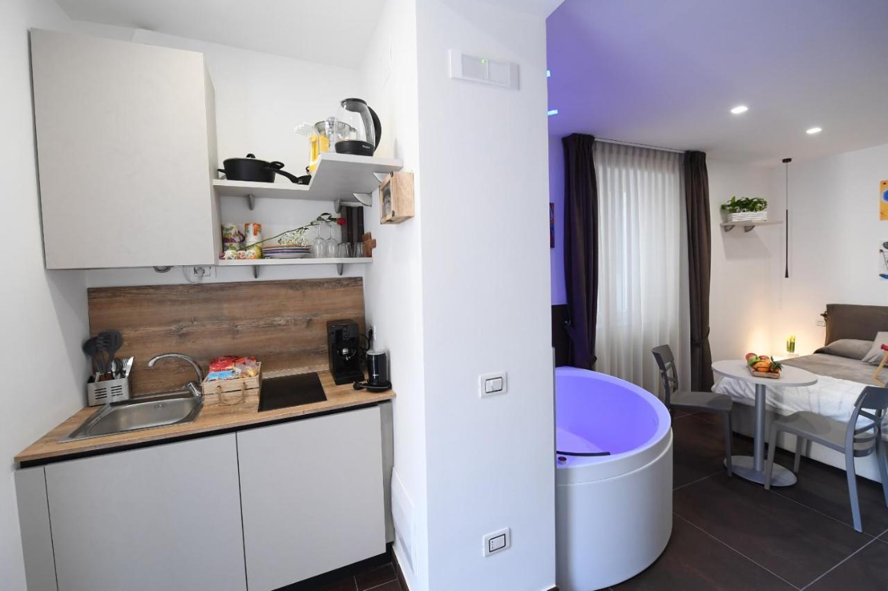 B&B In Centro Storico Salerno Eksteriør billede